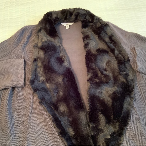 Jack By BB Dakota Sweater Jacket Grey Faux Fur Size S - Picture 6 of 8